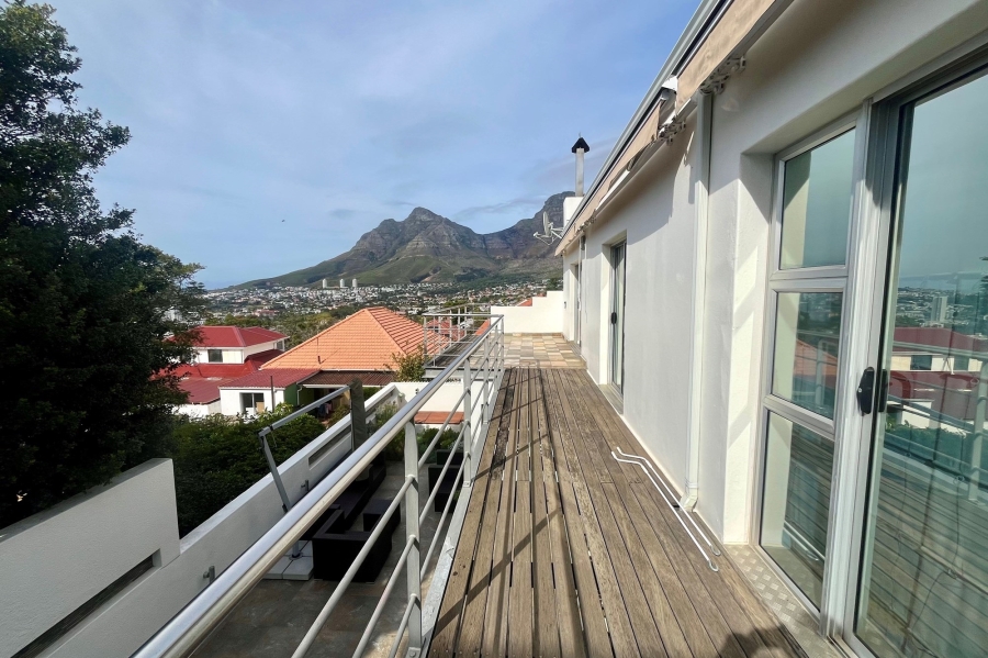 To Let 4 Bedroom Property for Rent in Tamboerskloof Western Cape